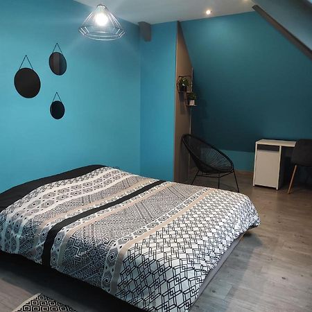 Agreable Et Spacieuse Chambre Familiale Sansac-de-Marmiesse ภายนอก รูปภาพ